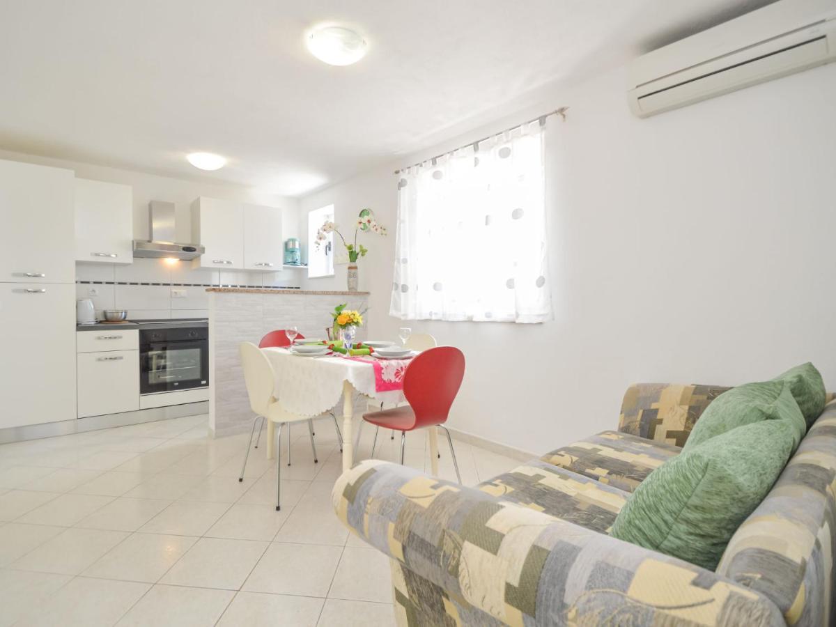 Apartment Slavica-1 By Interhome Trogir Extérieur photo